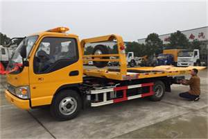 果洛哪里有拖车服务